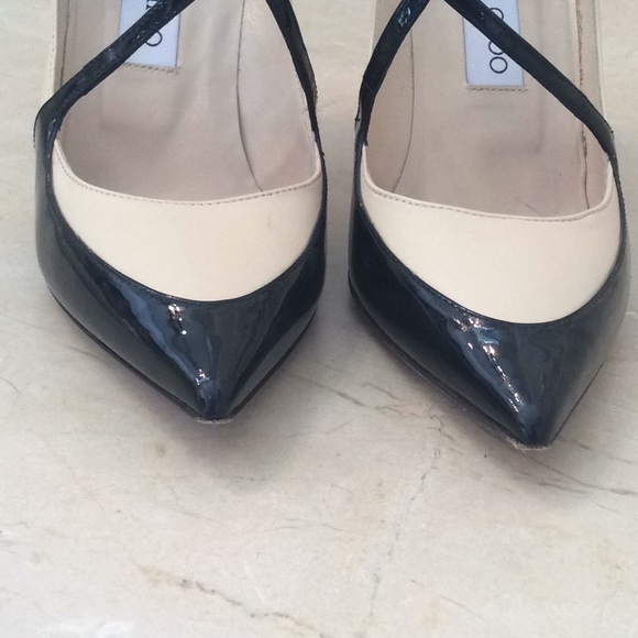 Cream and black patent heels - Picture 5 of 5